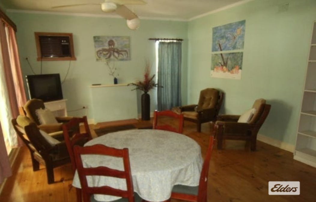 70 & 70A O'Loughlin Street, Ceduna, SA, 5690 - Image 12