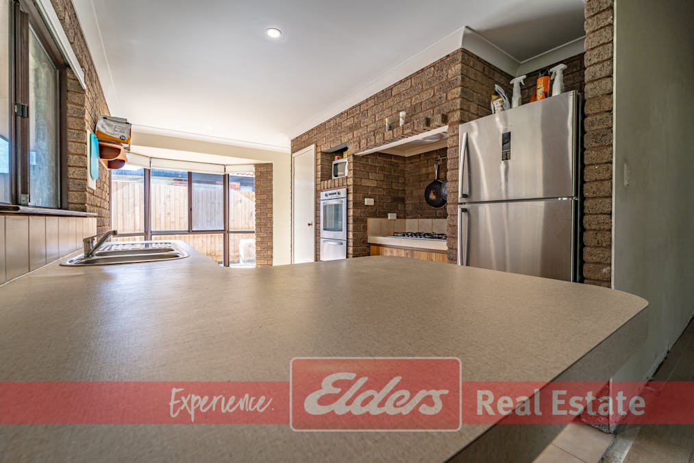 67 Warnbro Sound Avenue, Warnbro, WA, 6169 - Image 5