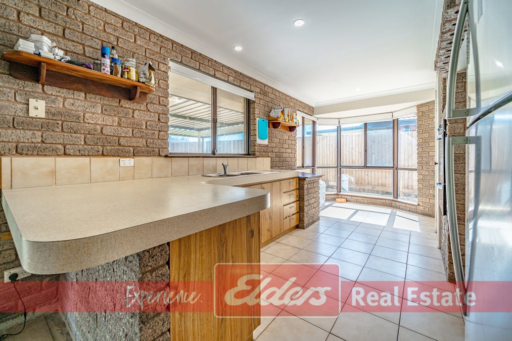 67 Warnbro Sound Avenue, Warnbro, WA, 6169 - Image 4