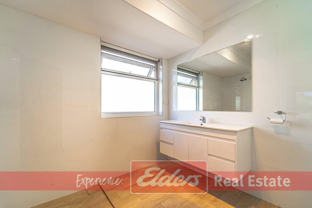 67 Warnbro Sound Avenue, Warnbro, WA, 6169 - Image 17