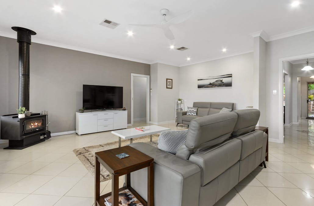 36 Neagles Rock Road, Clare, SA, 5453 - Image 15