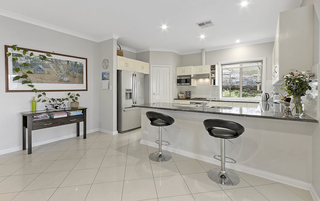 36 Neagles Rock Road, Clare, SA, 5453 - Image 12
