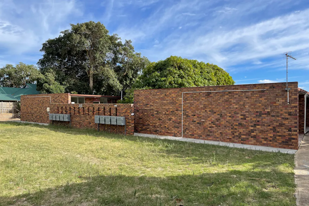 3/213 Sixth Street, Wonthella, WA, 6530 - Image 1