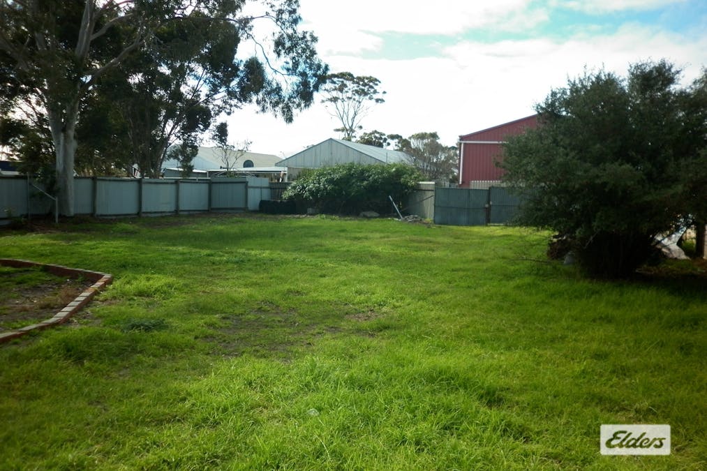29 Lamont Street, Ongerup, WA, 6336 - Image 13