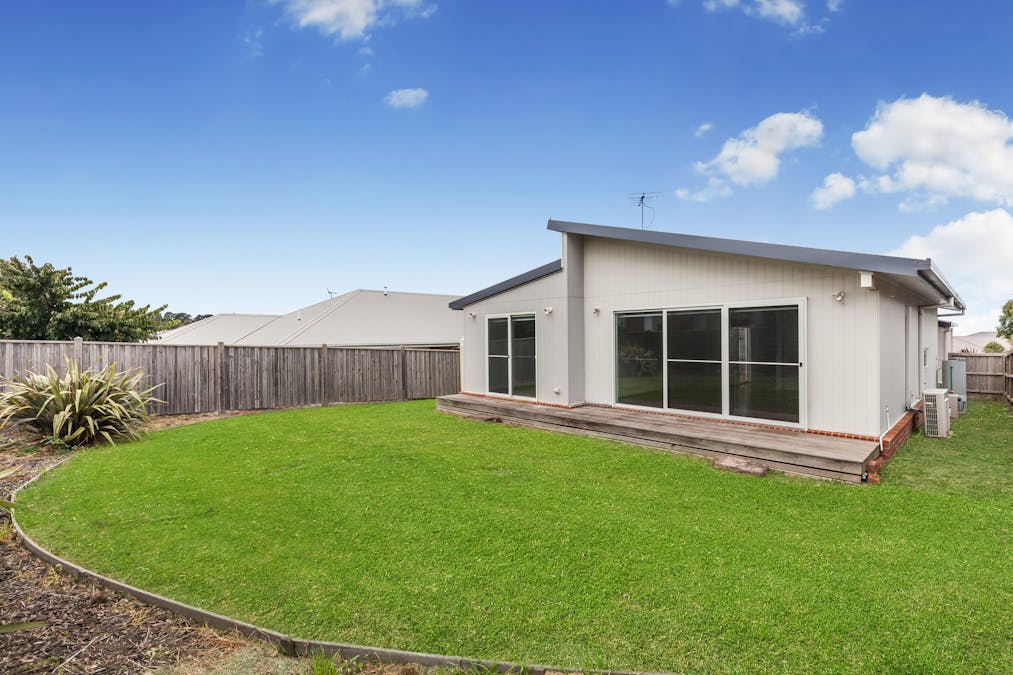22 Springridge Boulevard, Wallan, VIC, 3756 - Image 10