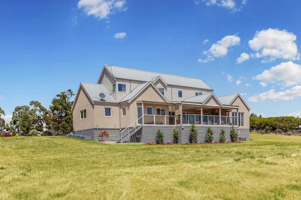 12 Porcupine Court, Chintin, VIC, 3756 - Image 17