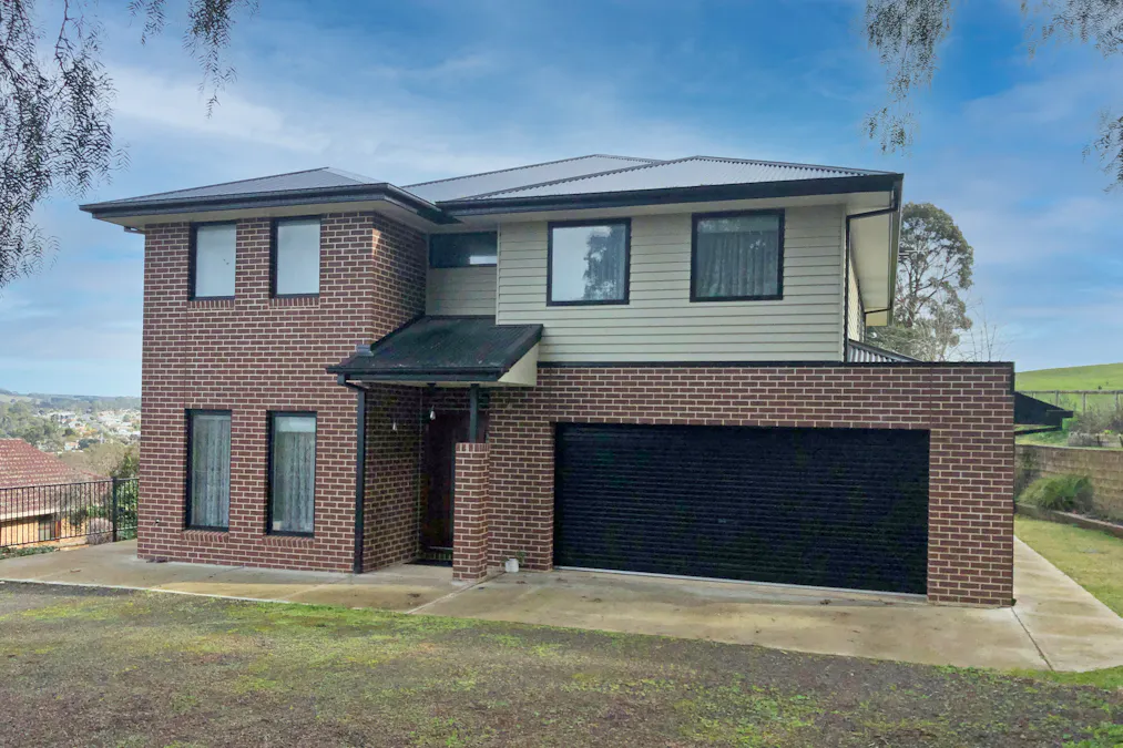 12 Robertson Street, Casterton, VIC, 3311 Sold Elders Real Estate