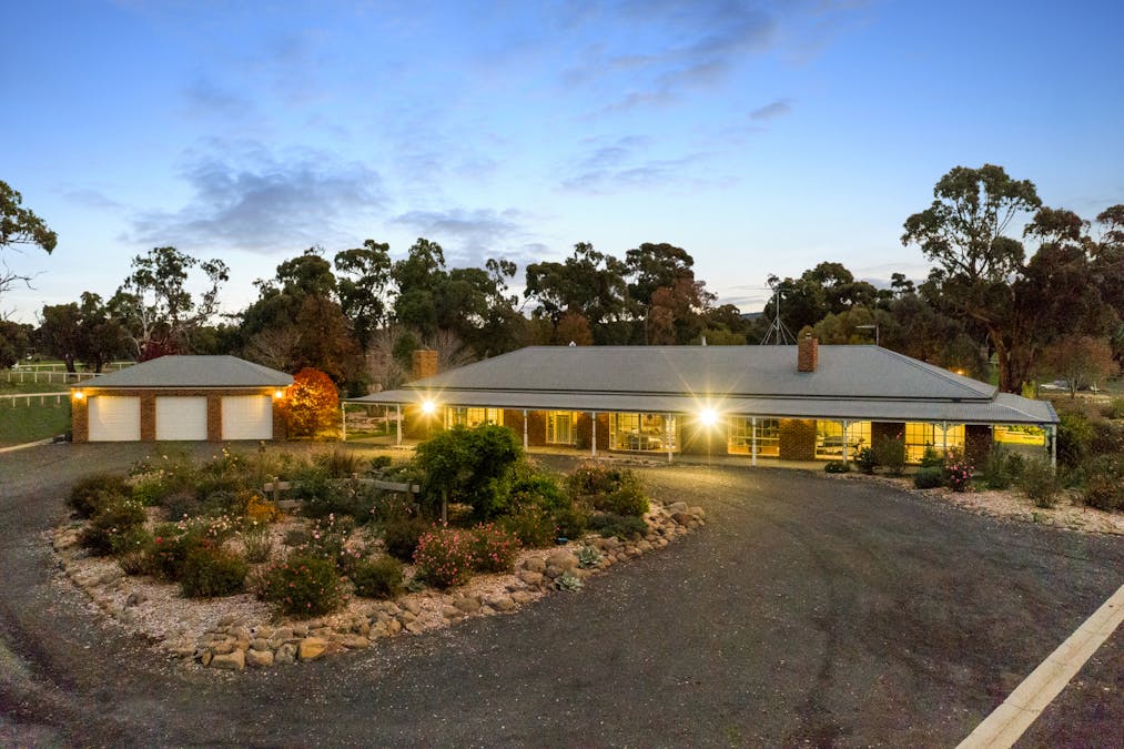 7 Kurkurac Court, High Camp, VIC, 3764 - Image 3