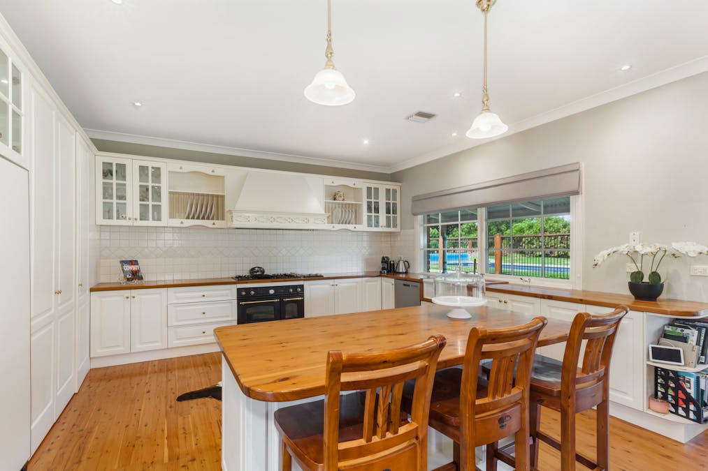 7 Kurkurac Court, High Camp, VIC, 3764 - Image 8