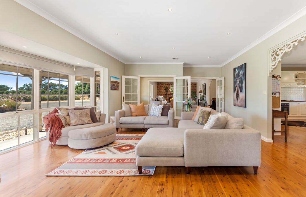 7 Kurkurac Court, High Camp, VIC, 3764 - Image 10