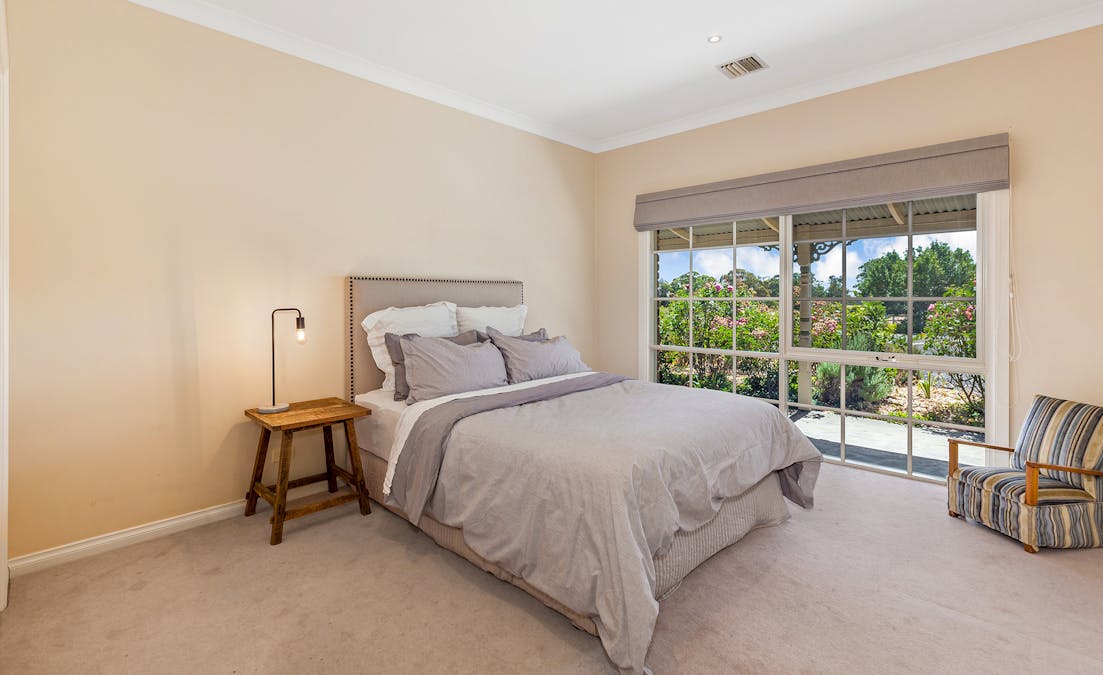 7 Kurkurac Court, High Camp, VIC, 3764 - Image 20