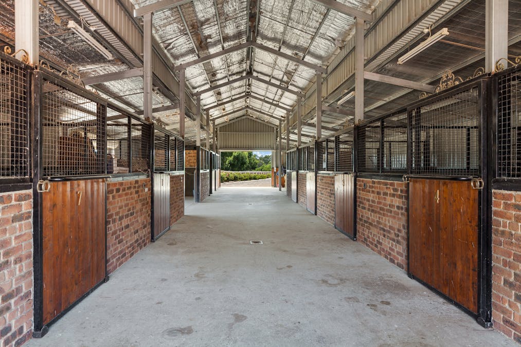 7 Kurkurac Court, High Camp, VIC, 3764 - Image 33