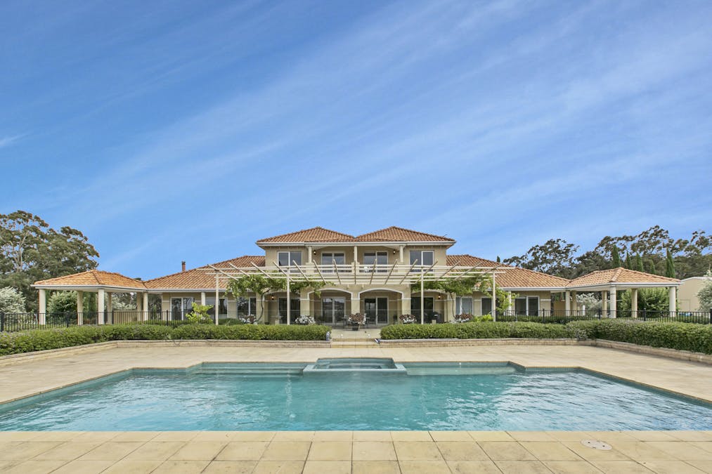 80 Bakers Road, Kilmore East, VIC, 3764 - Image 2