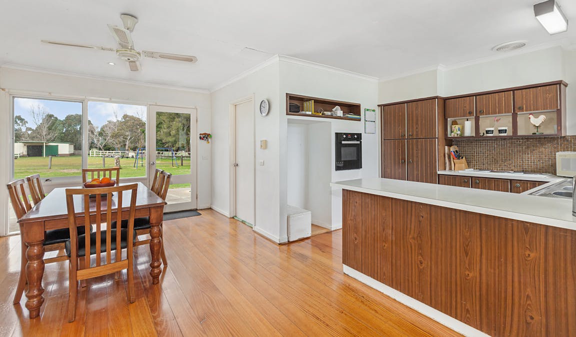 25 Mooneys Road, Willowmavin, VIC, 3764 - Image 5