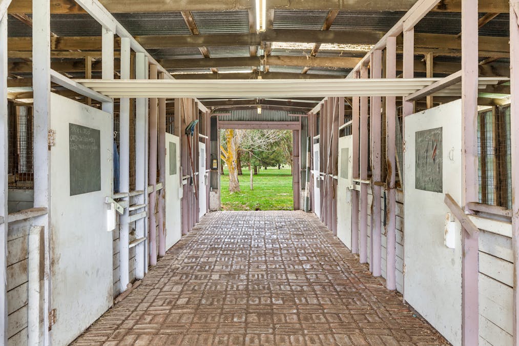 25 Mooneys Road, Willowmavin, VIC, 3764 - Image 12