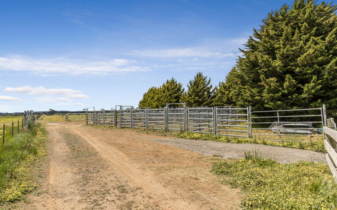 431 Carlsruhe Central Road, Carlsruhe, VIC, 3442 - Image 12