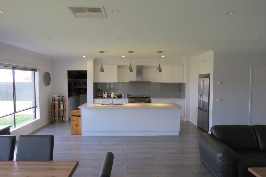8 ARGOON Avenue, Jerilderie, NSW, 2716 - Image 10