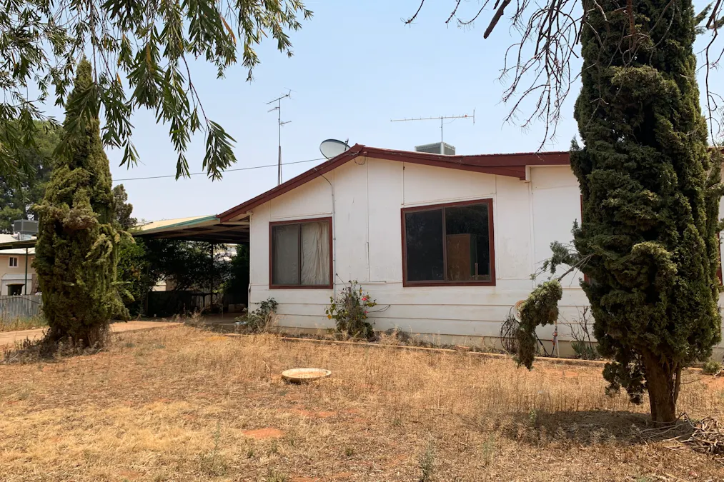 16 CANADA Street, Lake Cargelligo, NSW, 2672 - Image 1