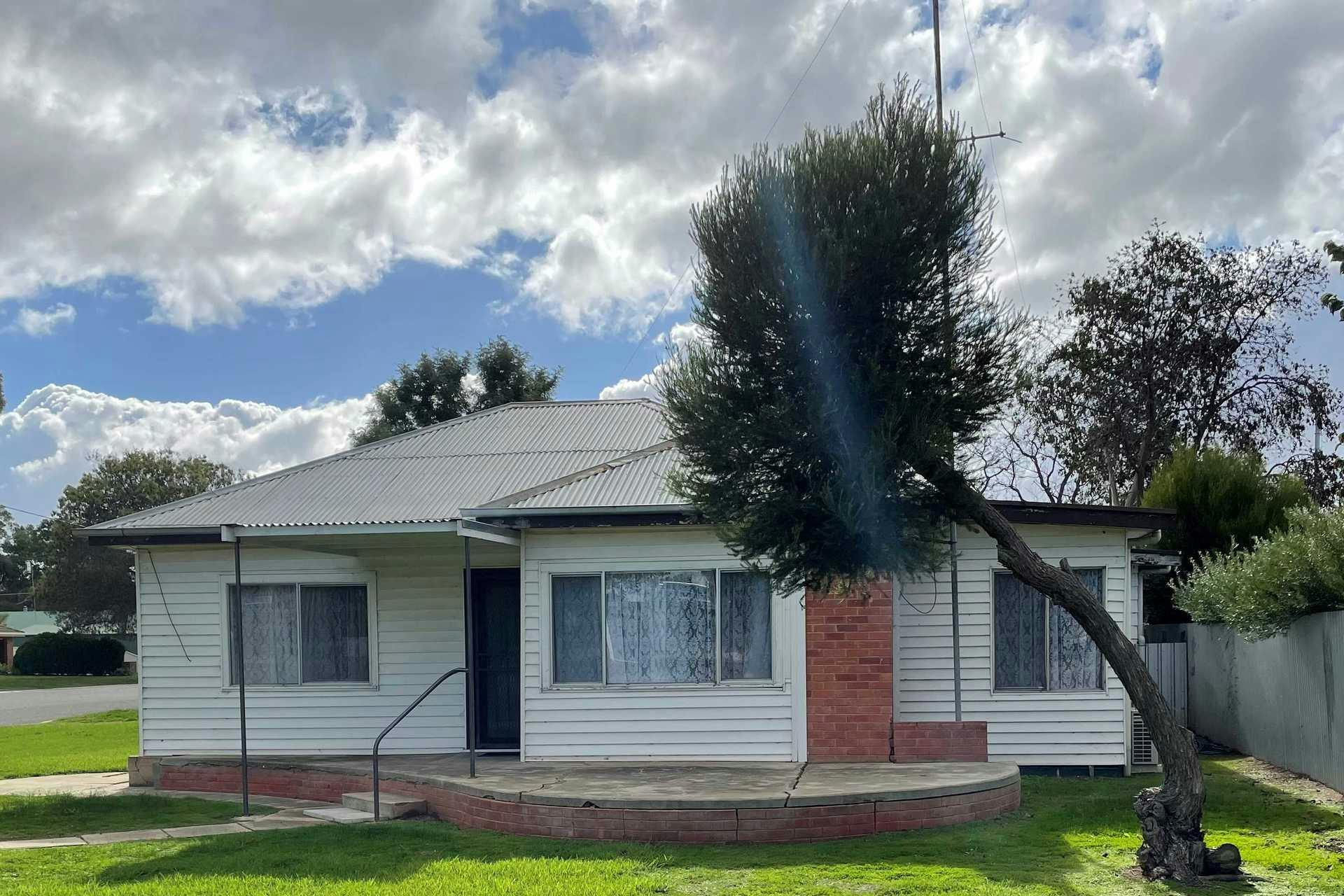 101 Mahonga Street, Jerilderie, NSW, 2716 Sold Elders Real Estate