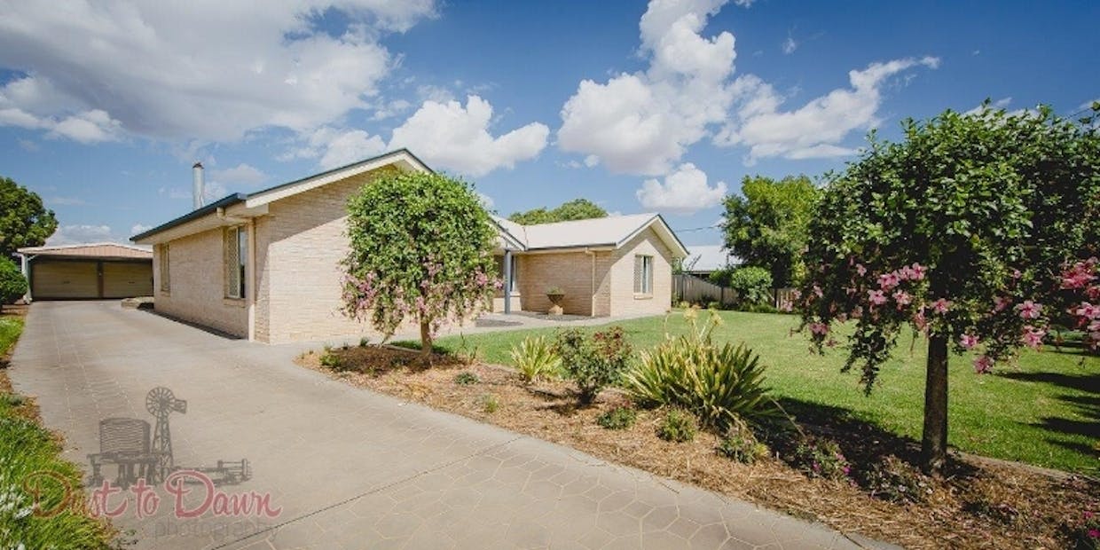 18 Taylor Street, St George, QLD, 4487 - Image 1