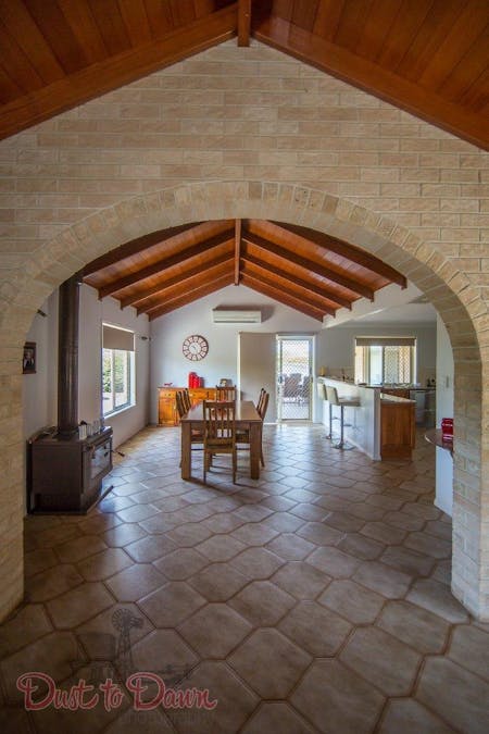 18 Taylor Street, St George, QLD, 4487 - Image 9