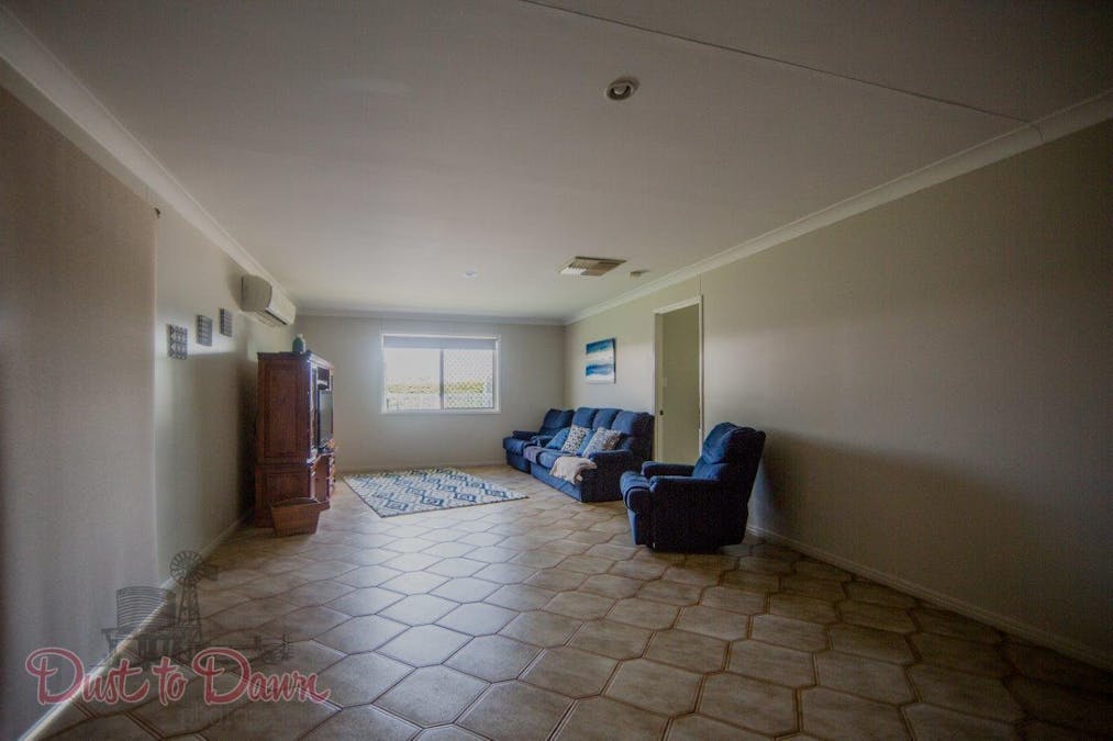 18 Taylor Street, St George, QLD, 4487 - Image 11