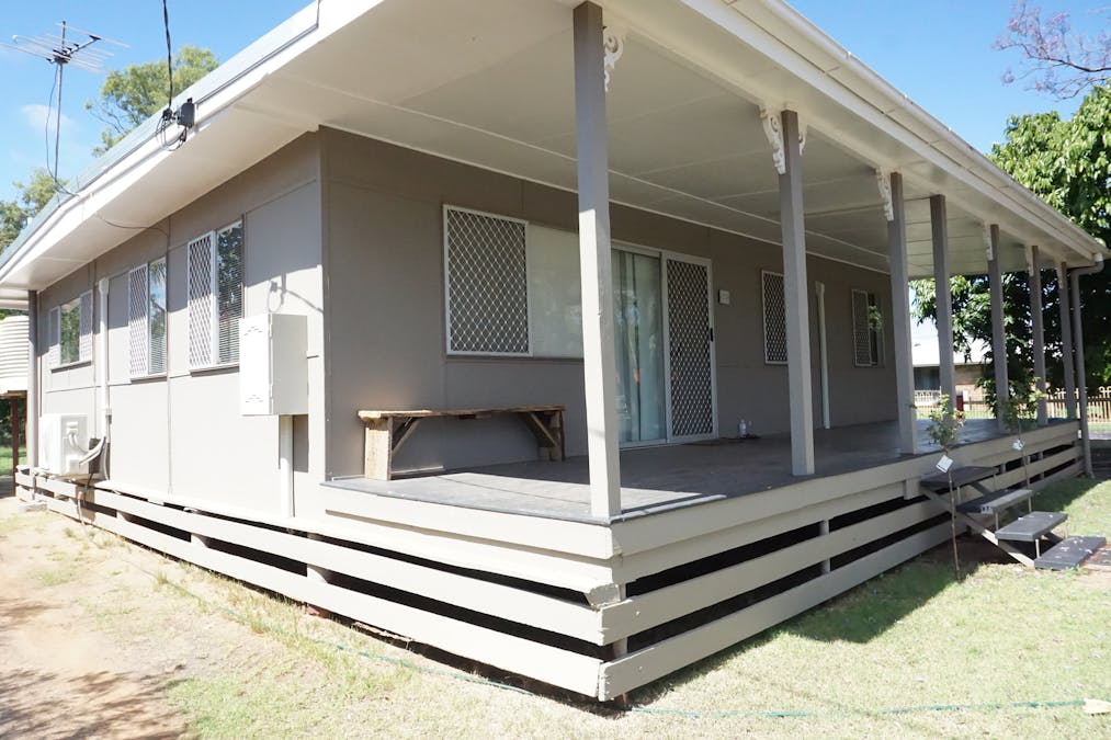 10 Alfred Street, St George, QLD, 4487 - Image 16