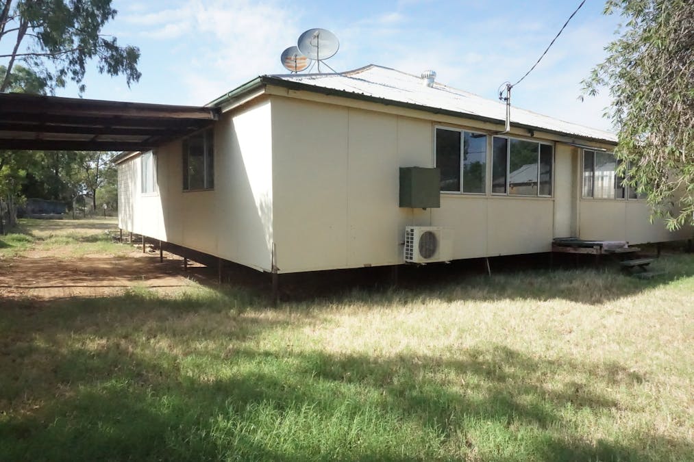 32 Garah Street, Thallon, QLD, 4497 - Image 2