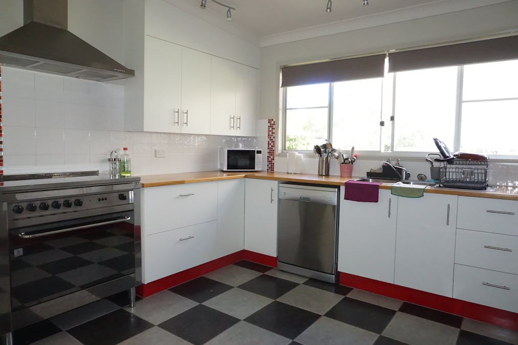 70 Scott Street, St George, QLD, 4487 - Image 4