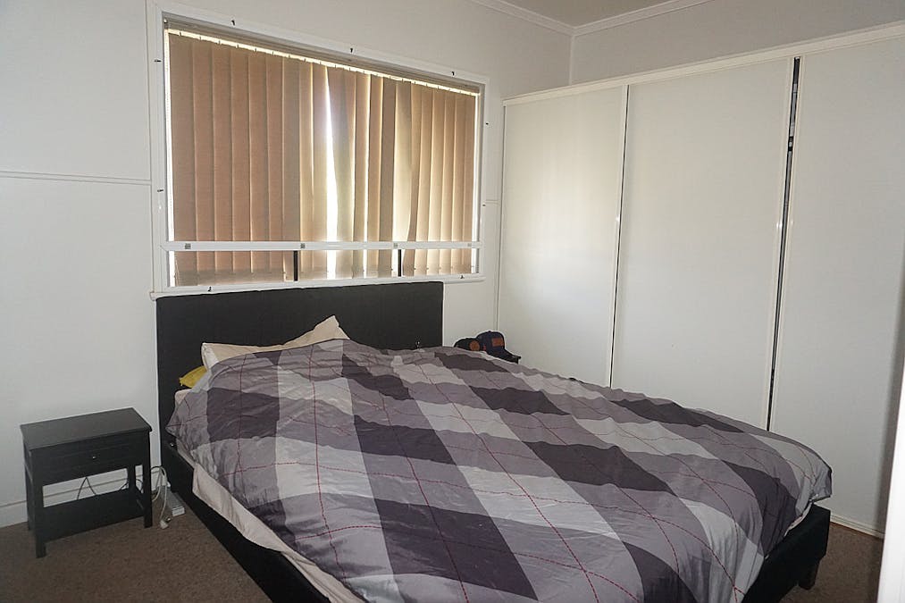 24 Church Street, St George, QLD, 4487 - Image 11