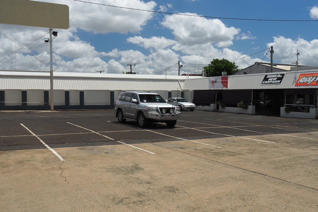37 Gladstone Road, Rockhampton City, QLD, 4700 - Image 8