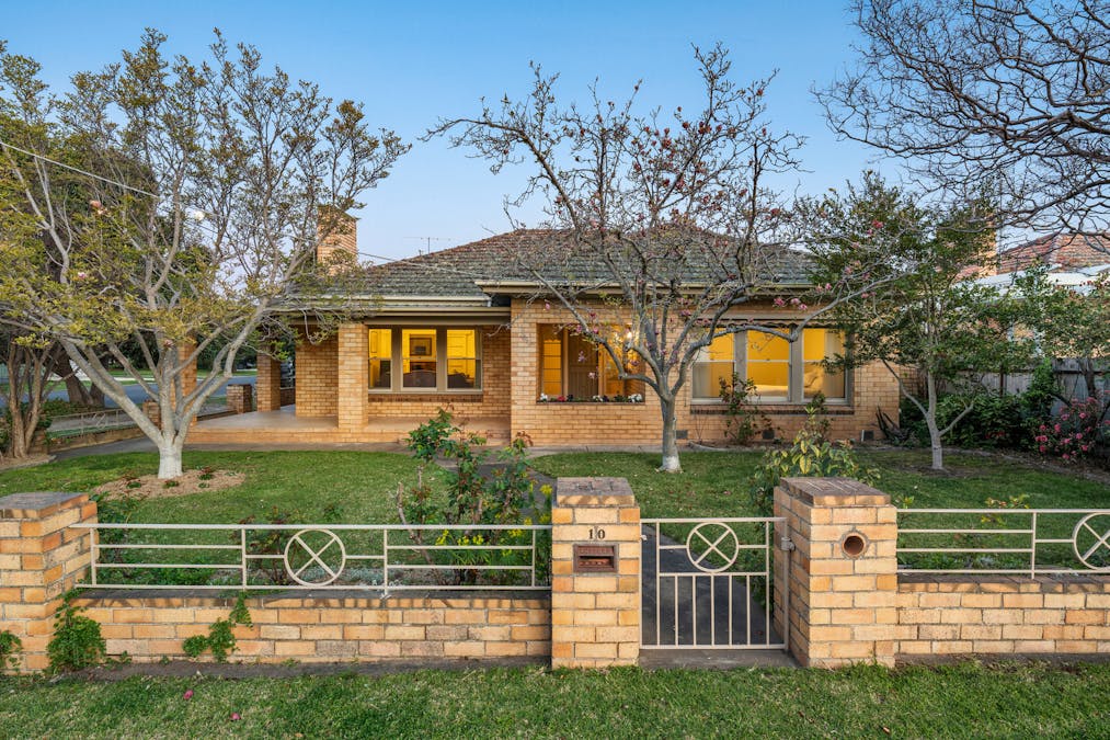 10 Turnbull Street, Euroa, VIC, 3666 - Image 1