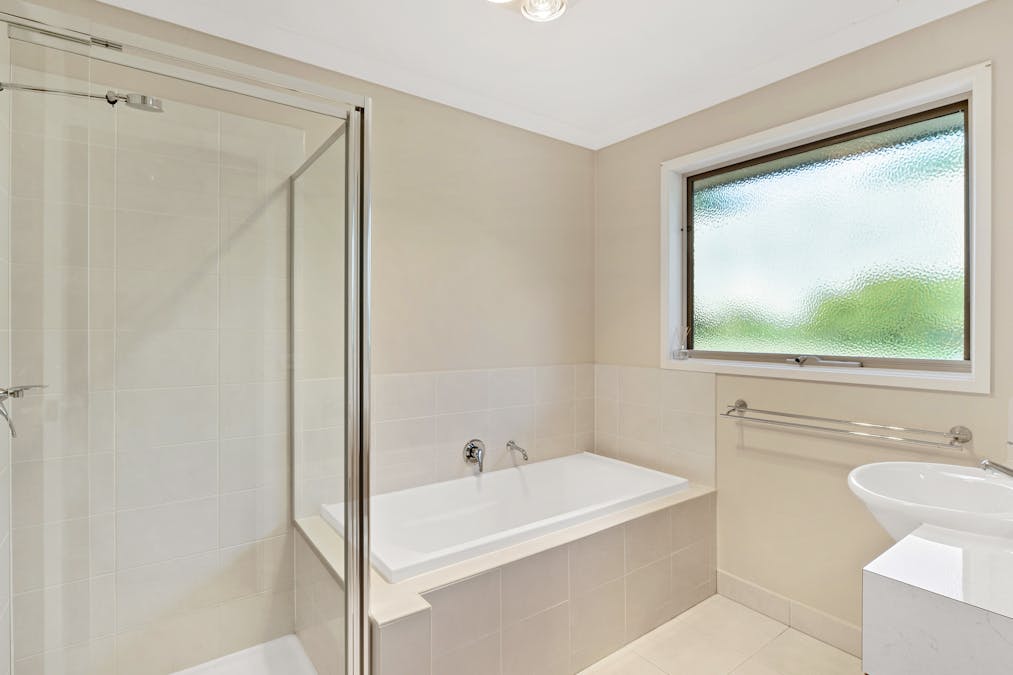 3 Isabella Boulevard, Korumburra, VIC, 3950 - Image 11