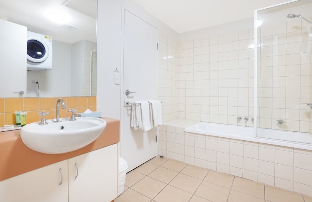 2035/55 Cavenagh Street, Darwin City, NT, 0800 - Image 13