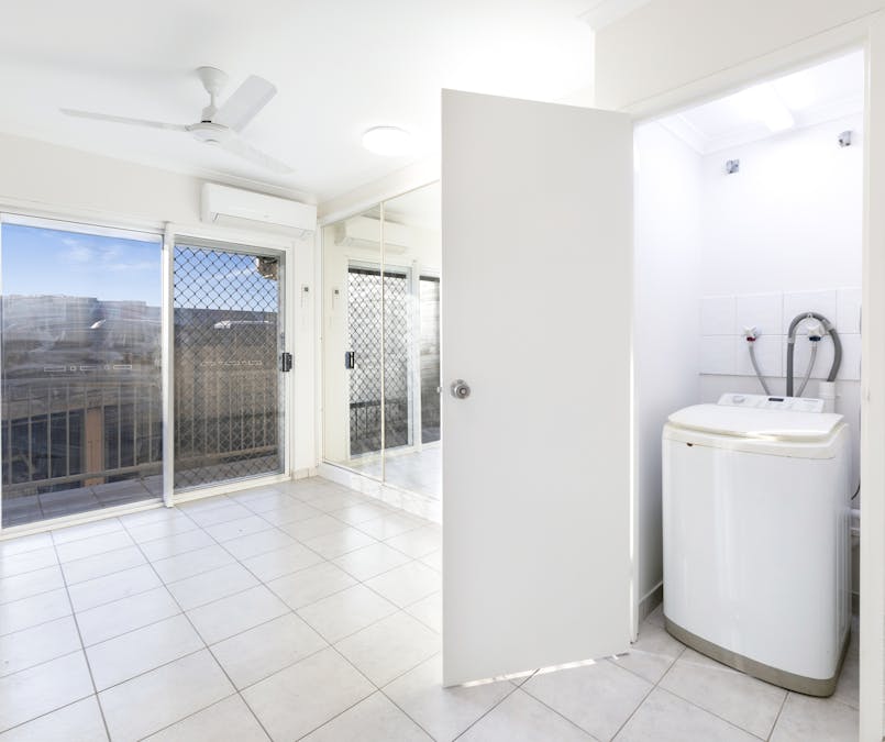 63/21 Cavenagh Street, Darwin City, NT, 0800 - Image 8