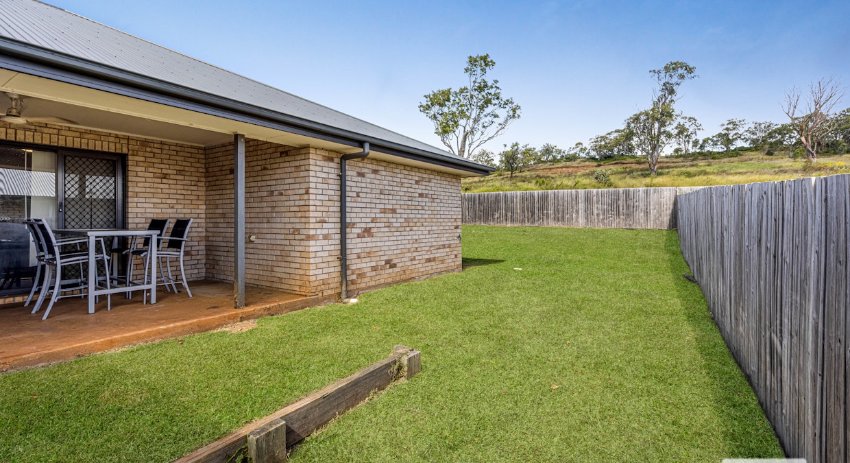 19 Mansell Boulevard, Cotswold Hills, QLD, 4350 - Image 14
