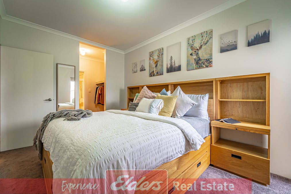 114 Lambeth Circle, Wellard, WA, 6170 - Image 10
