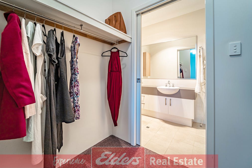114 Lambeth Circle, Wellard, WA, 6170 - Image 11