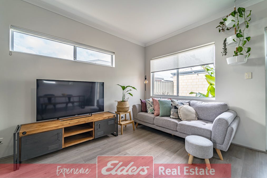 114 Lambeth Circle, Wellard, WA, 6170 - Image 25