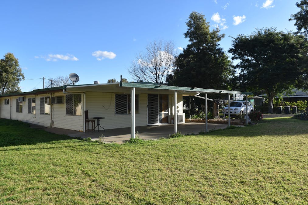 32 Warden Street, Goondiwindi, QLD, 4390 - Image 2