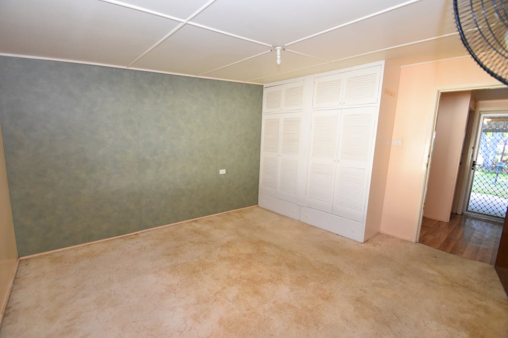 32 Warden Street, Goondiwindi, QLD, 4390 - Image 8