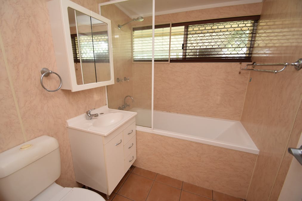 32 Warden Street, Goondiwindi, QLD, 4390 - Image 11