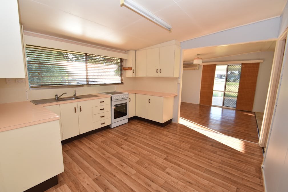32 Warden Street, Goondiwindi, QLD, 4390 - Image 7