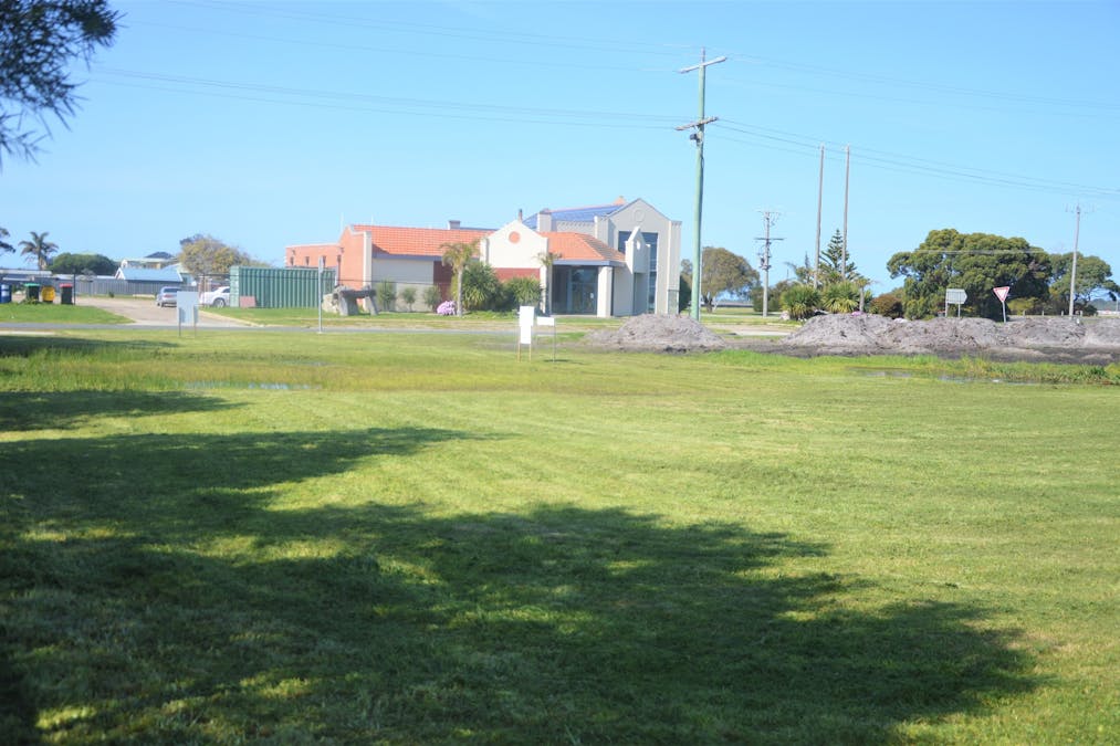 2 Turnbull Street, Port Welshpool, VIC, 3965 - Image 5
