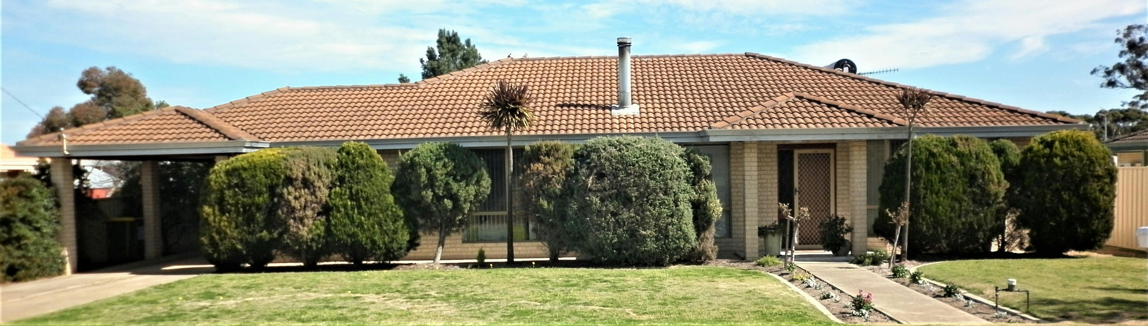 11 Hill Way, Katanning, WA, 6317 Sold Elders Real Estate