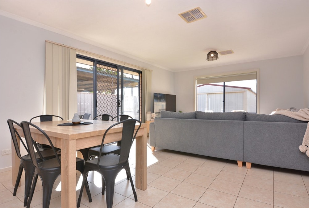 10 Anesbury Street, Whyalla Norrie, SA, 5608 - Image 8