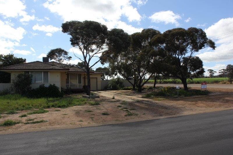 24 Harling Street, Merredin, WA, 6415 Sold Elders Real Estate