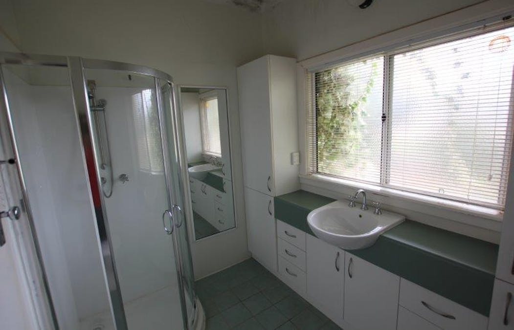 125 Butcher Street, Bruce Rock, WA, 6418 - Image 9