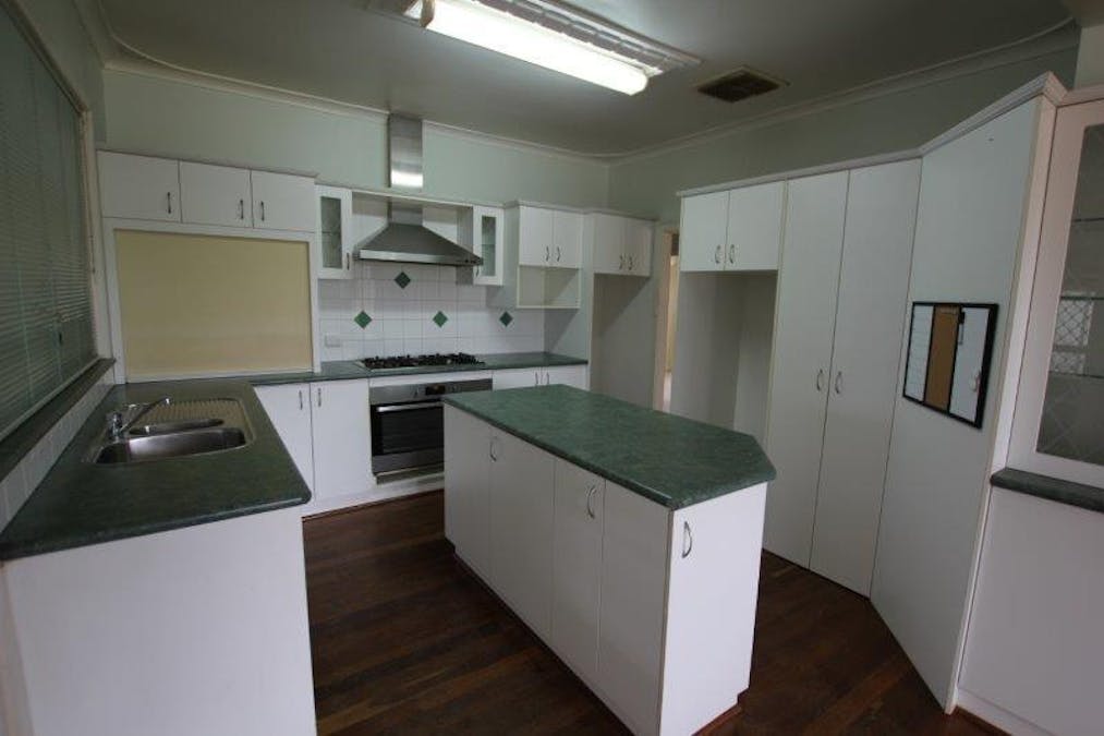 125 Butcher Street, Bruce Rock, WA, 6418 - Image 10