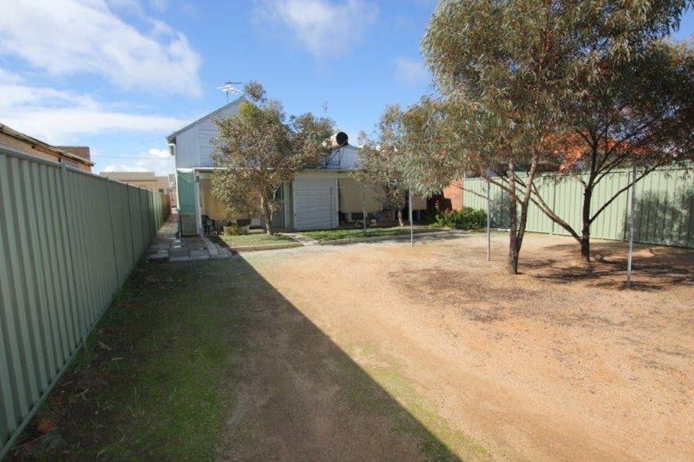 34 Bates Street, Merredin, WA, 6415 Sold Elders Real Estate